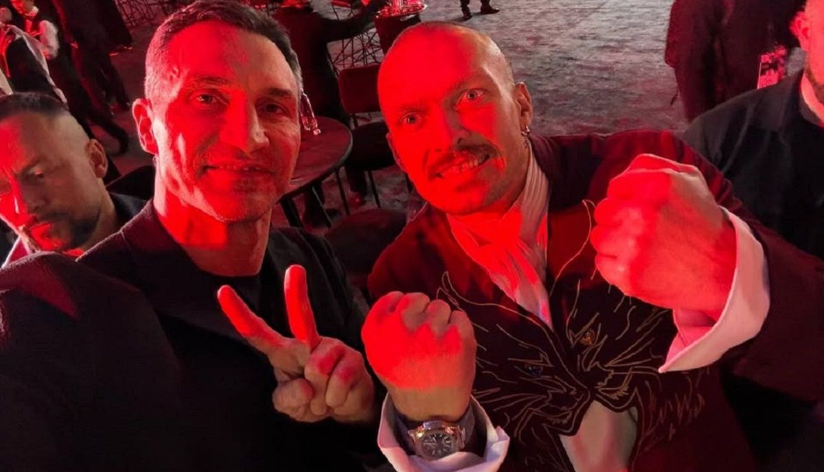 Усик Ф'юрі 2 - Володимир Кличко привітав земляка із перемогою у реванші 21 грудня Усик Ф'юрі 2 - Володимир Кличко привітав земляка із перемогою у реванші 21 грудня