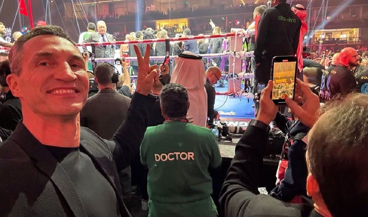 Усик Дюбуа 2 - Владимир Кличко дал совет украинскому чемпиону Усик Дюбуа 2 - Владимир Кличко дал совет украинскому чемпиону