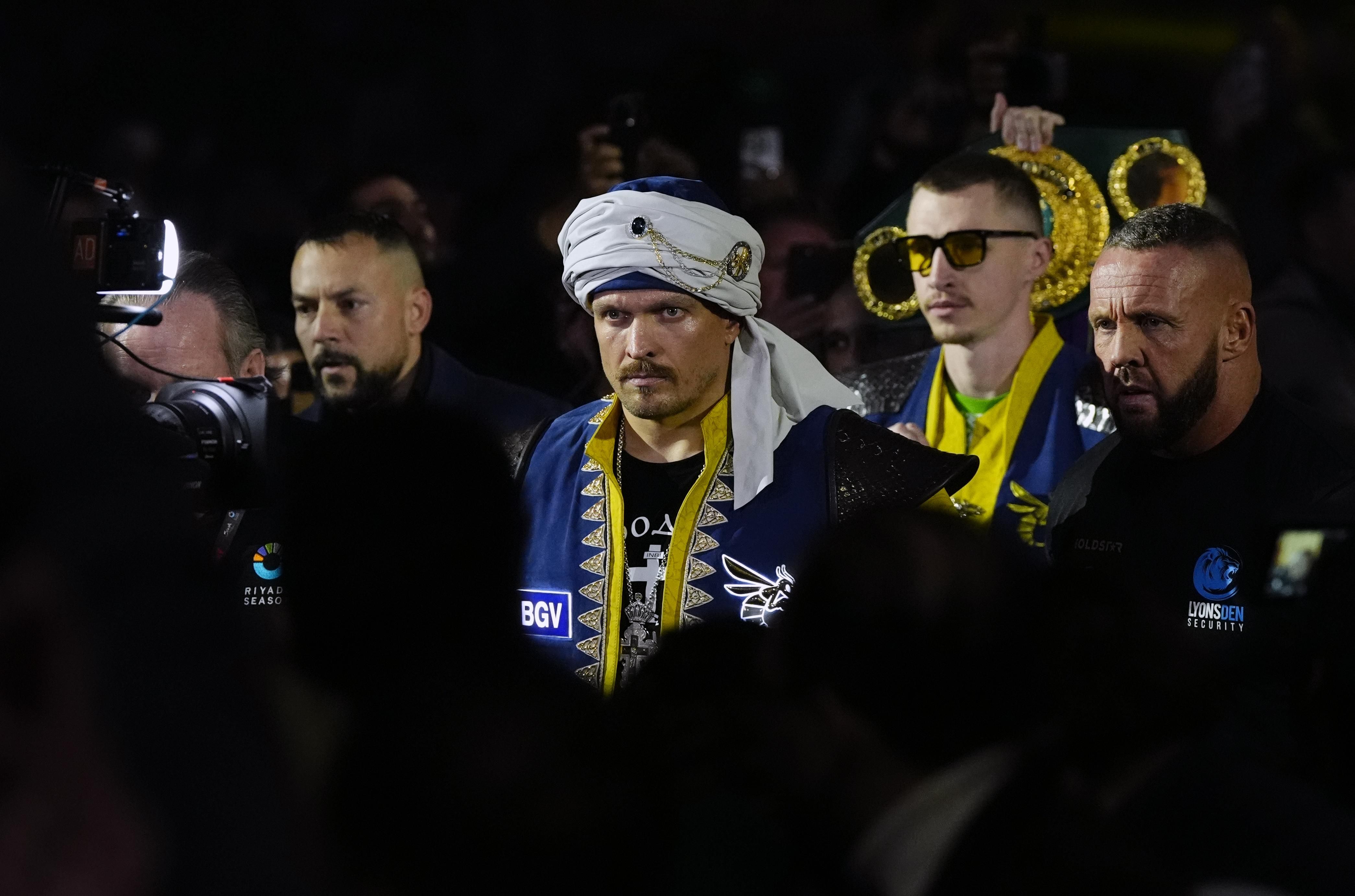 Олександр Усик - коли українець повернеться у ринг після перемог над Ф'юрі Олександр Усик - коли українець повернеться у ринг після перемог над Ф'юрі