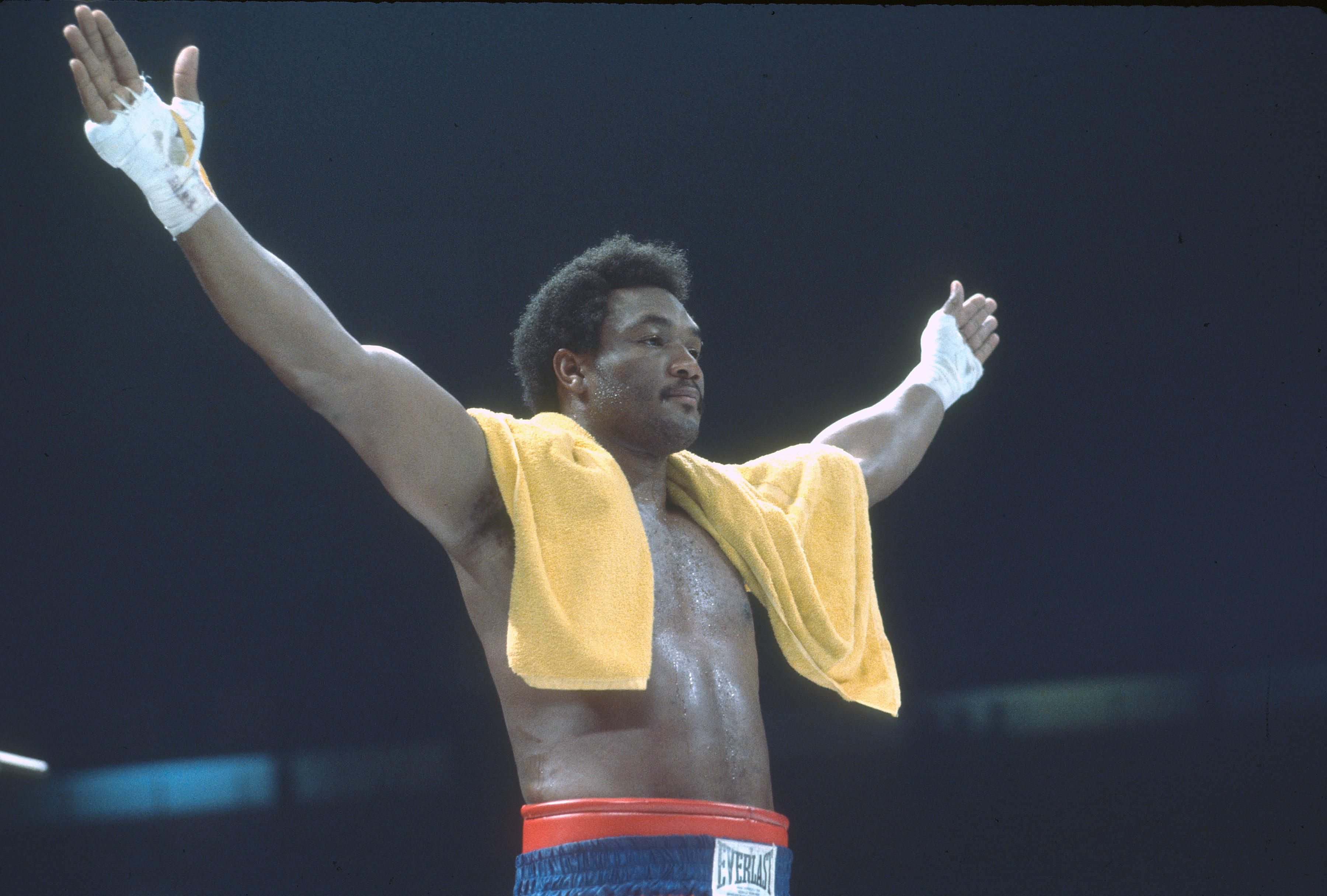 Холифилд считает, что Форман лучше Тайсона Холифилд считает, что Форман лучше Тайсона