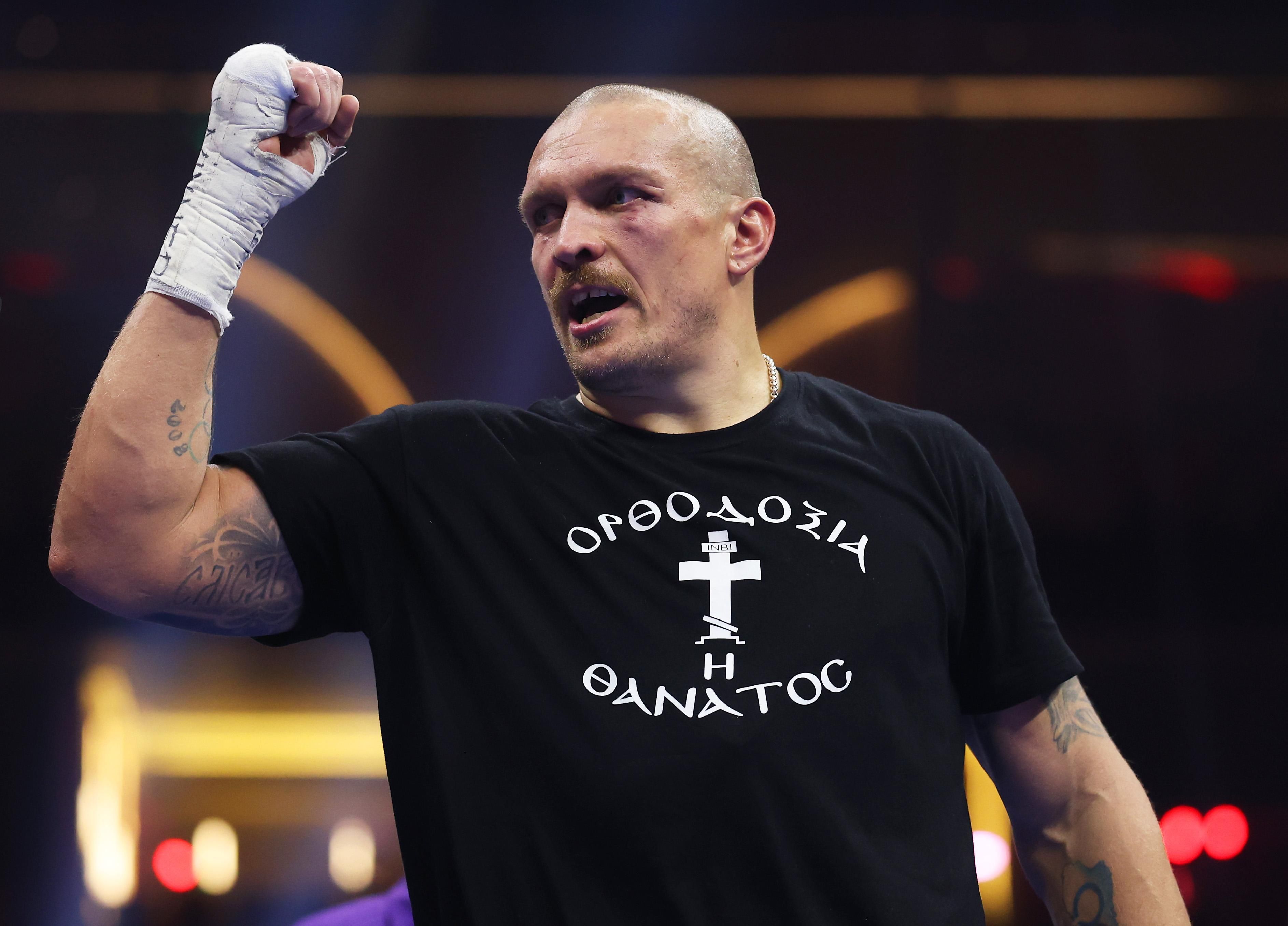 Олександр Усик - переможні номінації The Ring для українського боксера Олександр Усик - переможні номінації The Ring для українського боксера