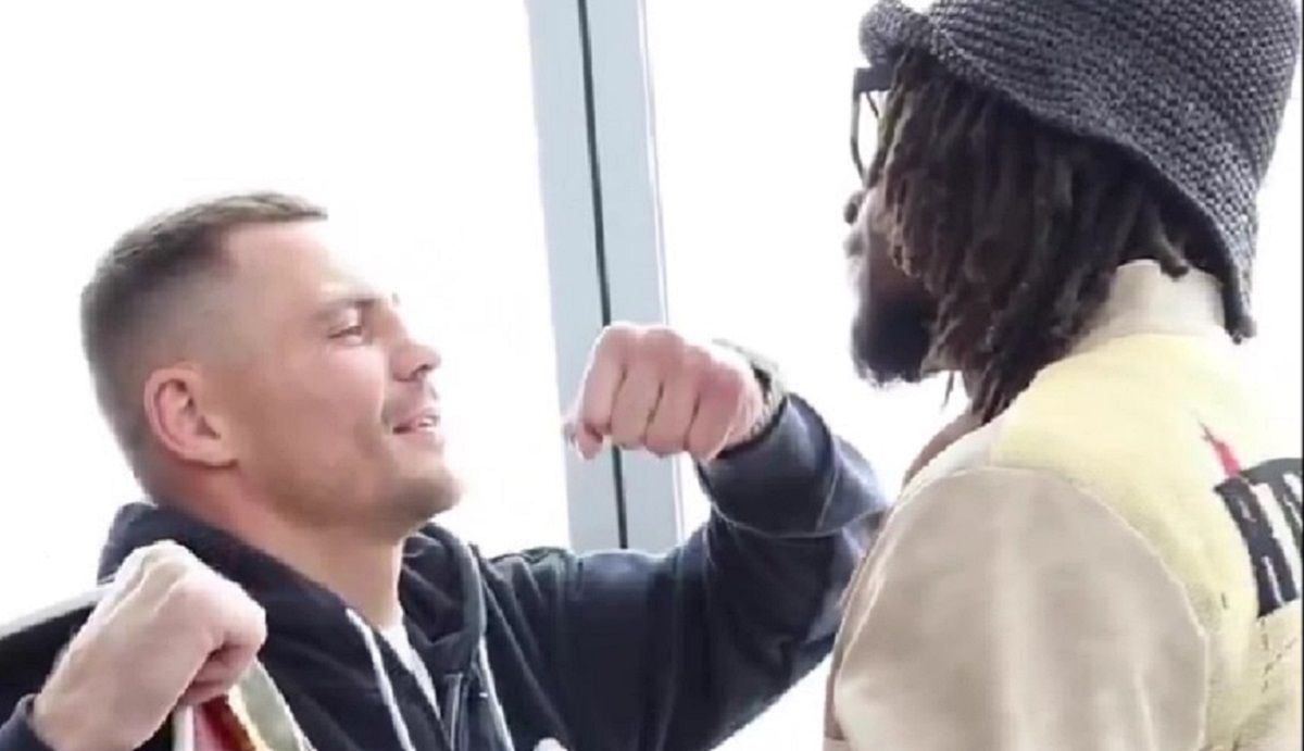 Берінчик Девіс - перша дуель поглядів Берінчик Девіс - перша дуель поглядів