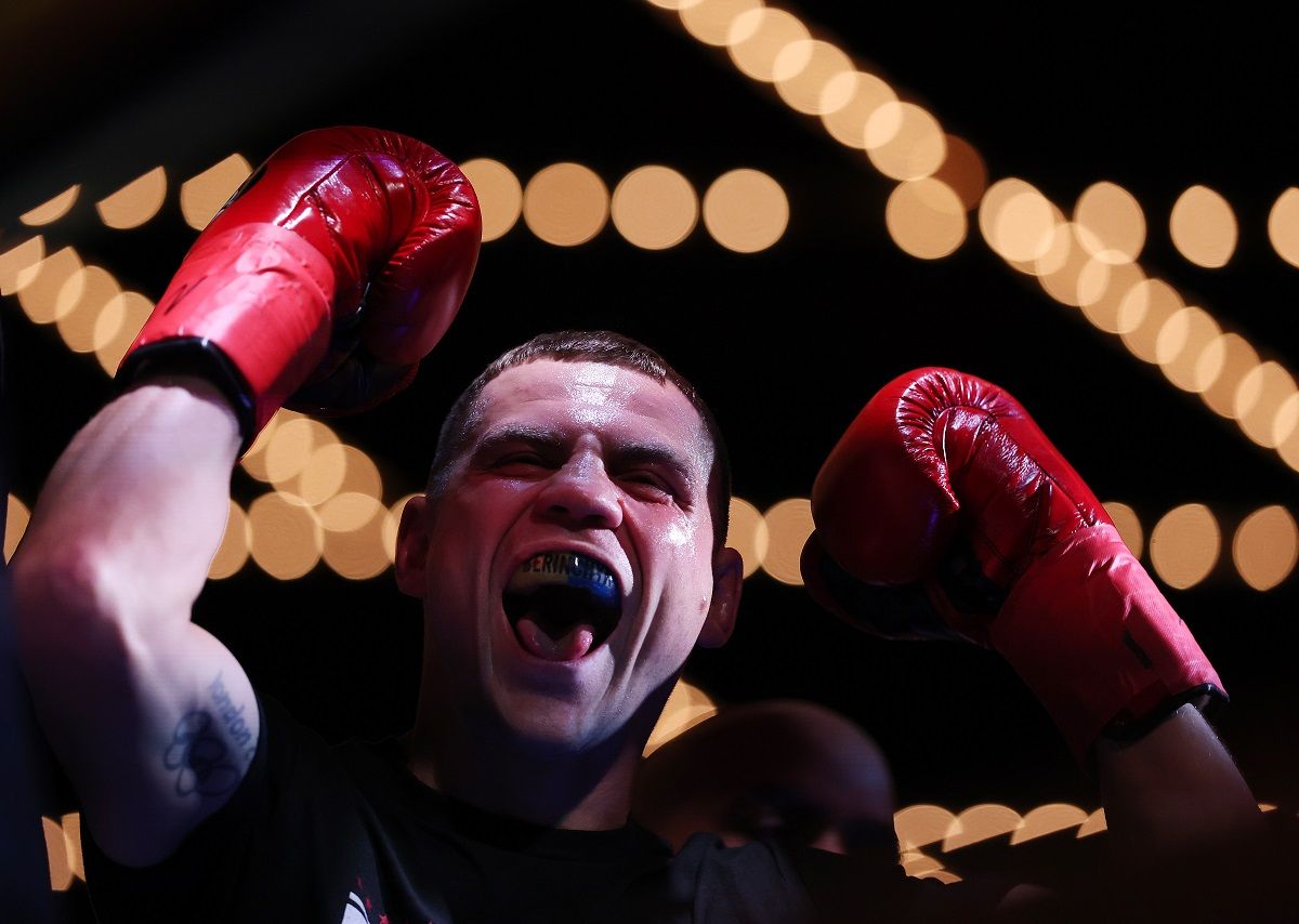 Берінчик Девіс - як український боксер виходив у ринг в Нью-Йорку Берінчик Девіс - як український боксер виходив у ринг в Нью-Йорку