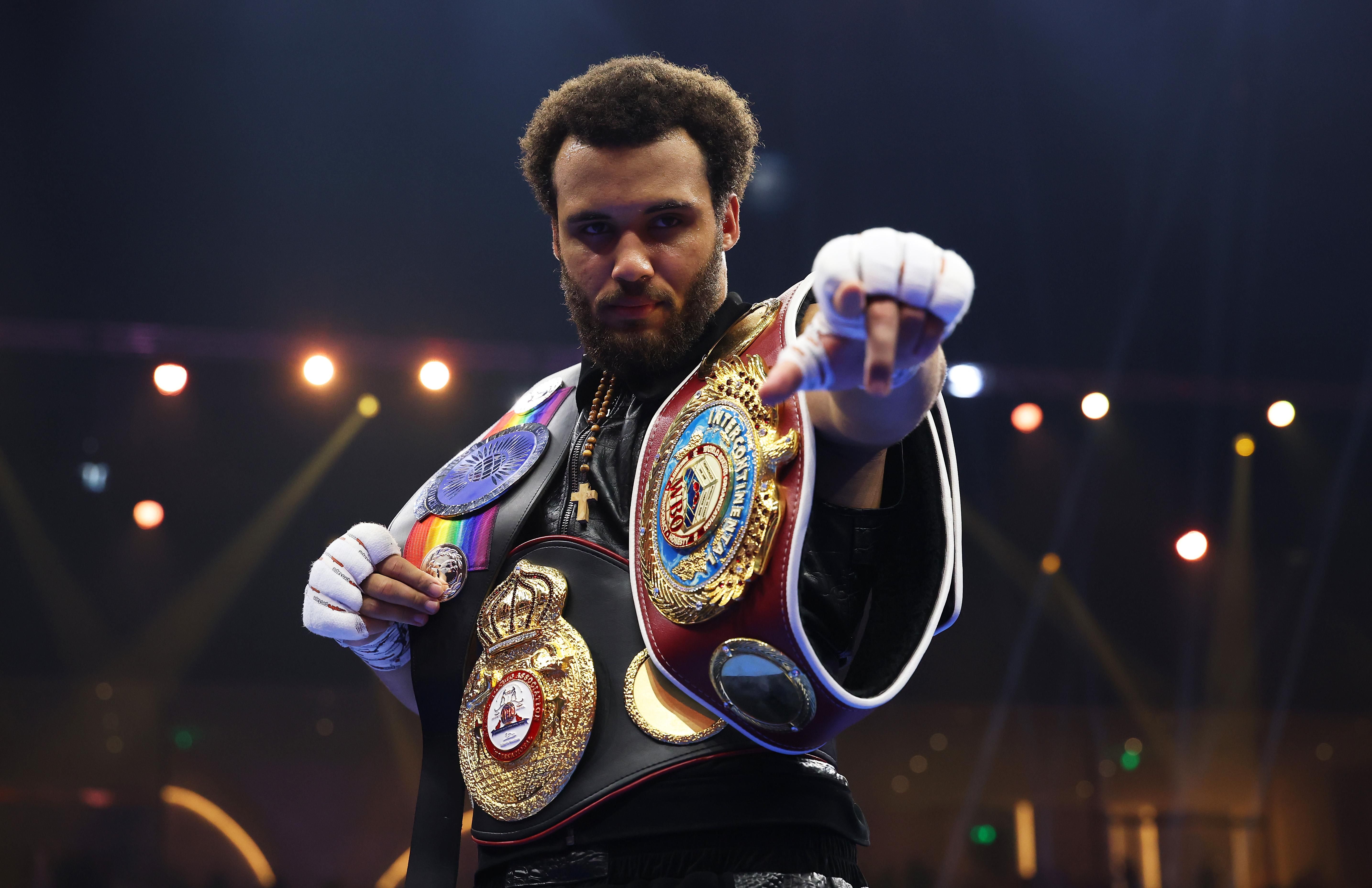 Мозес Ітаума розповів про майбутнє хевівейту - чи зможе хтось замінити Усика Мозес Ітаума розповів про майбутнє хевівейту - чи зможе хтось замінити Усика