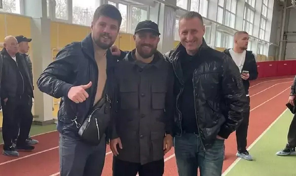 Василий Ломаченко приехал на чемпионат Украины по боксу в Одессе Василий Ломаченко приехал на чемпионат Украины по боксу в Одессе