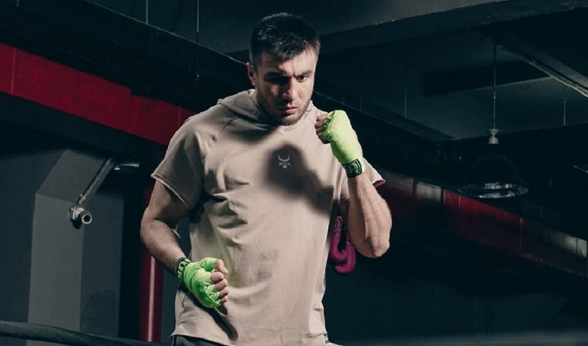 Баходір Джалолов висловив бажання провести бої проти Усика та Джошуа Баходір Джалолов висловив бажання провести бої проти Усика та Джошуа