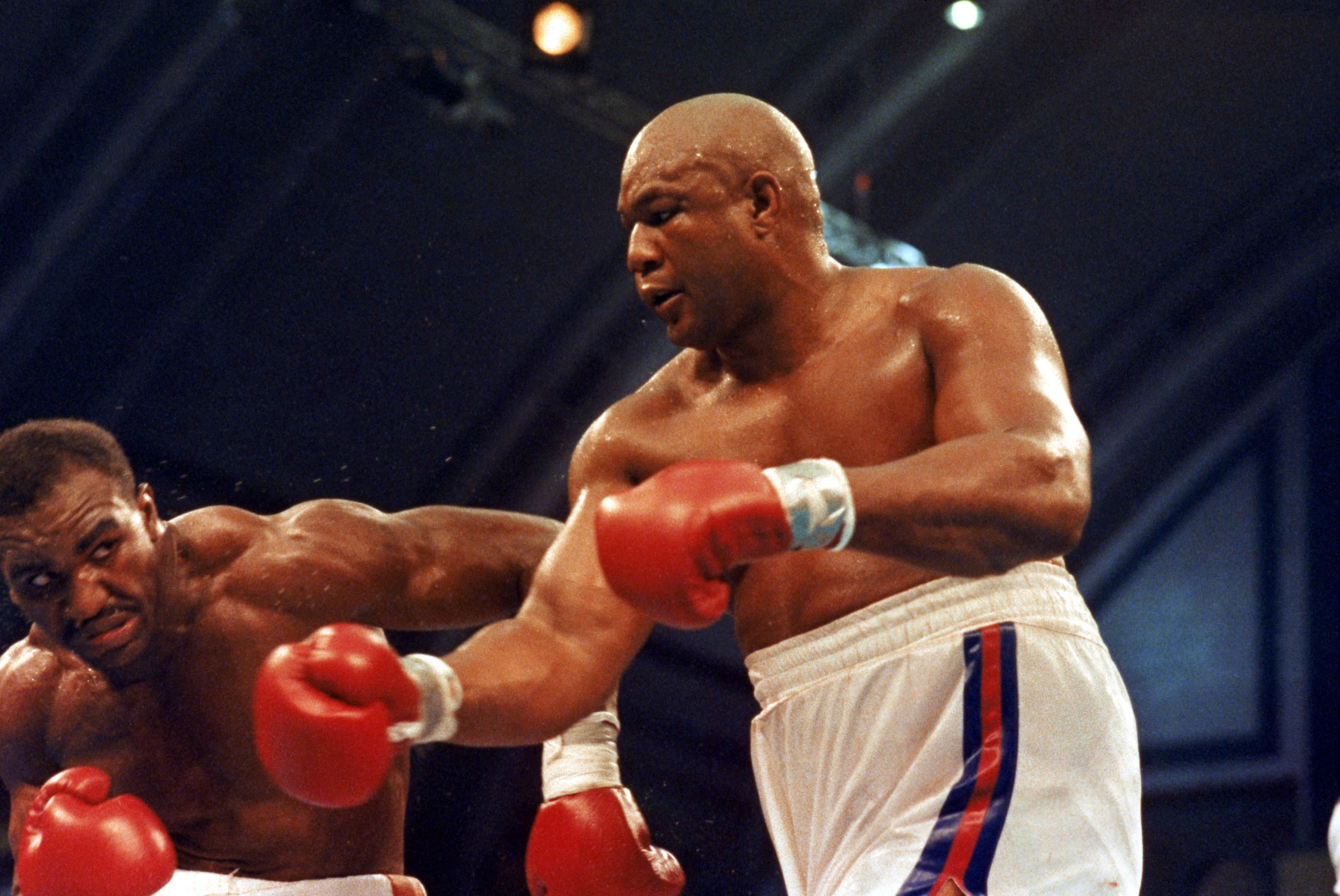 Евандер Холіфілд розповів, що завершив кар'єру через Енді Руїса Евандер Холіфілд розповів, що завершив кар'єру через Енді Руїса