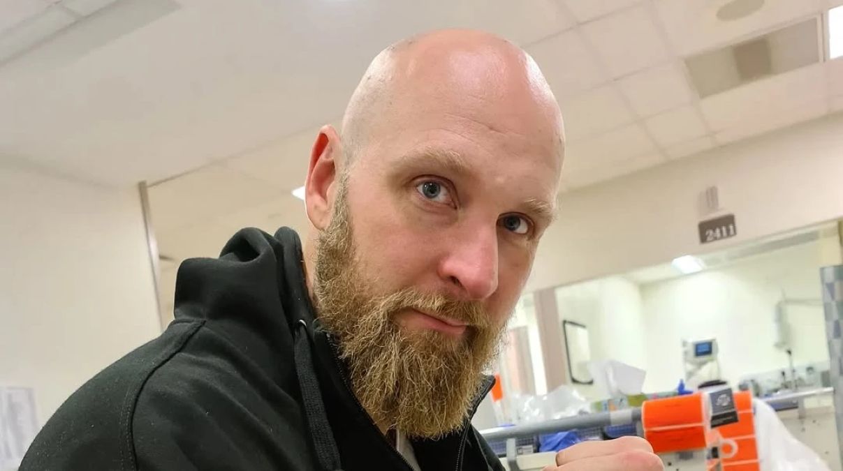 Роберт Хеленіус - фінський боксер завершив кар'єру та став депутатом у Фінляндії Роберт Хеленіус - фінський боксер завершив кар'єру та став депутатом у Фінляндії