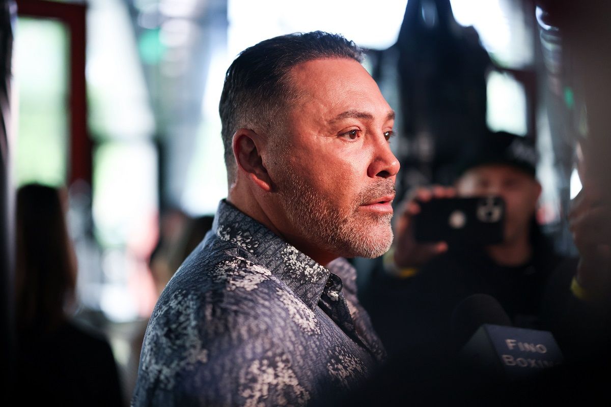 Оскар Де Ла Хойя отреагировал на возвращение в ринг Дэвина Хейни Оскар Де Ла Хойя отреагировал на возвращение в ринг Дэвина Хейни