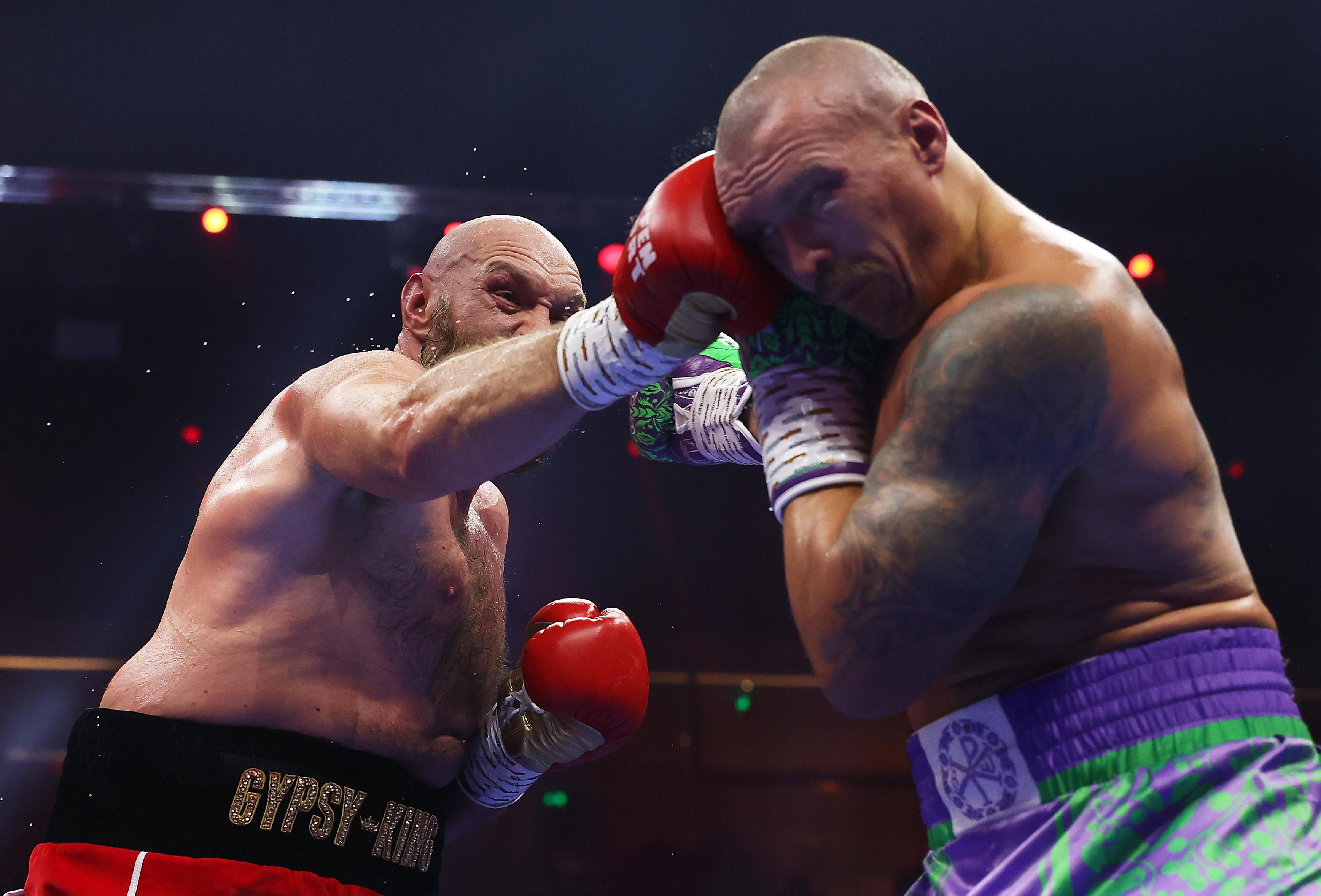 Усик Фьюри - дочь Тайсона обвинила несправедливые решения судьи в боях Усик Фьюри - дочь Тайсона обвинила несправедливые решения судьи в боях