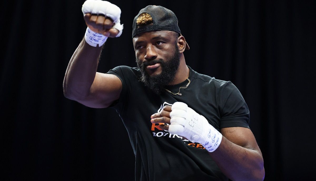 Эфе Аджагба рассказал, кто должен был подраться с Усиком или Дюбуа вместо реванша Эфе Аджагба рассказал, кто должен был подраться с Усиком или Дюбуа вместо реванша