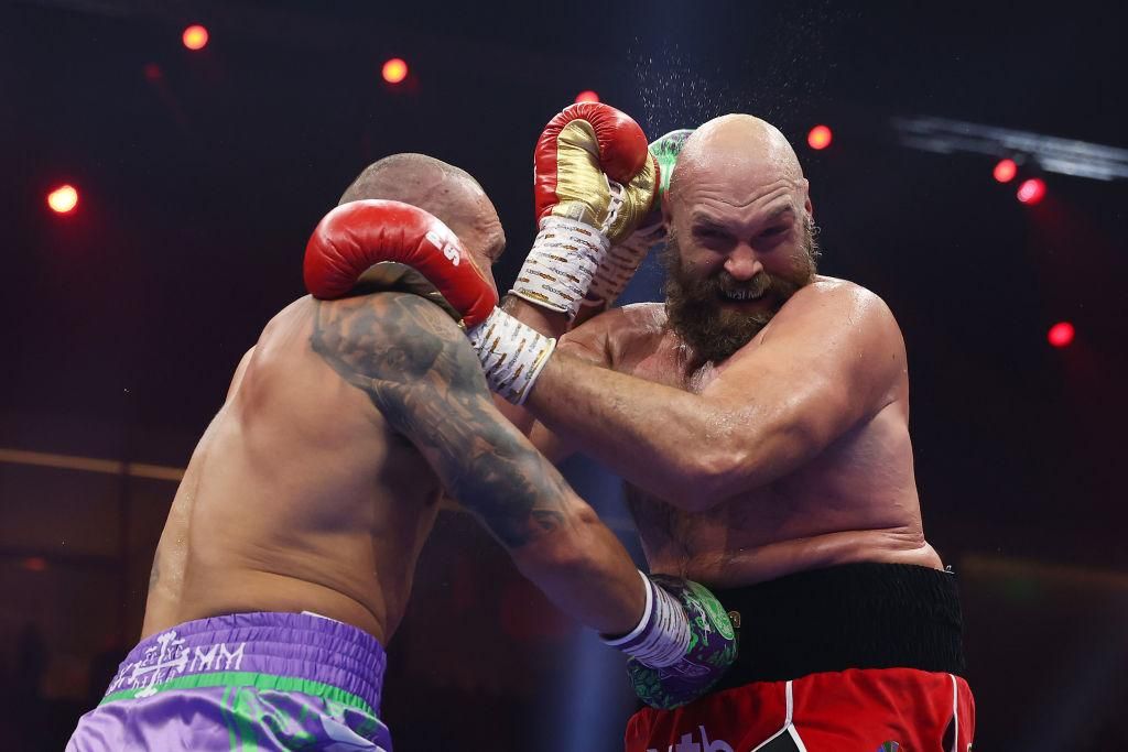 Олександр Усик - український чемпіон готовий провести трилогію з Тайсоном Ф'юрі Олександр Усик - український чемпіон готовий провести трилогію з Тайсоном Ф'юрі