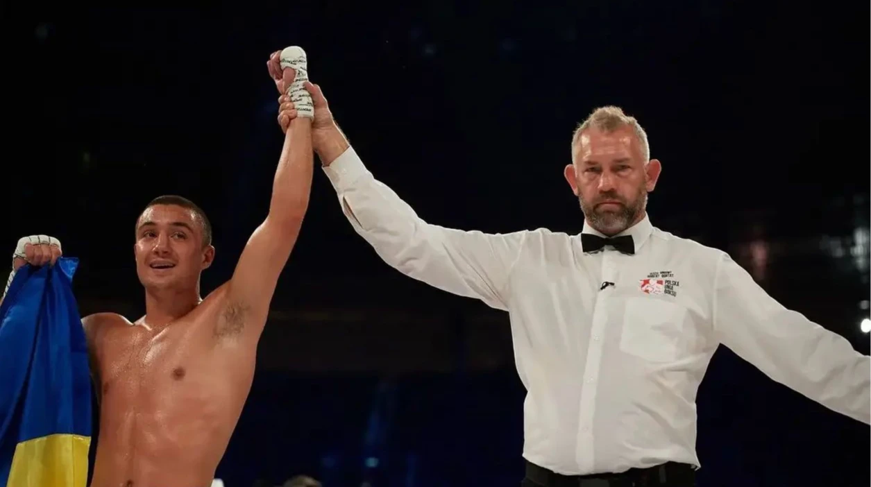 Як Ярослав Харциз переміг Дастана Садуулу дивіться онлайн відео Як Ярослав Харциз переміг Дастана Садуулу дивіться онлайн відео