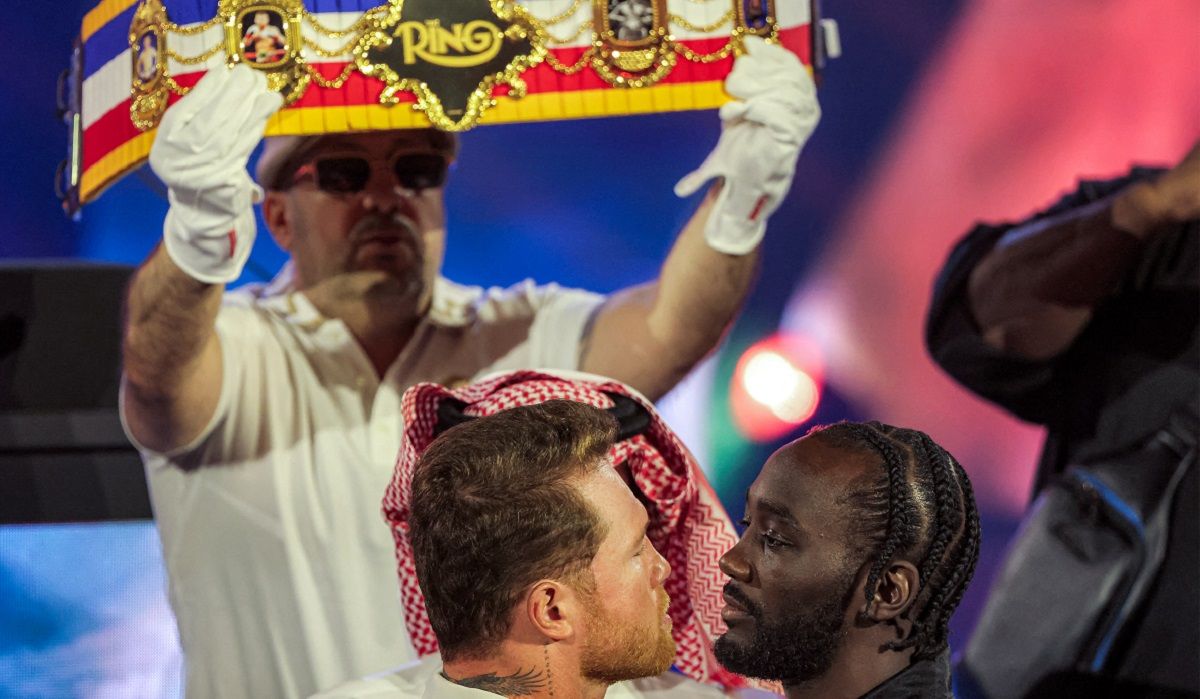 Альварес Кроуфорд - скільки коштує пояс The Ring, який стоятиме на кону бою 13 вересня Альварес Кроуфорд - скільки коштує пояс The Ring, який стоятиме на кону бою 13 вересня