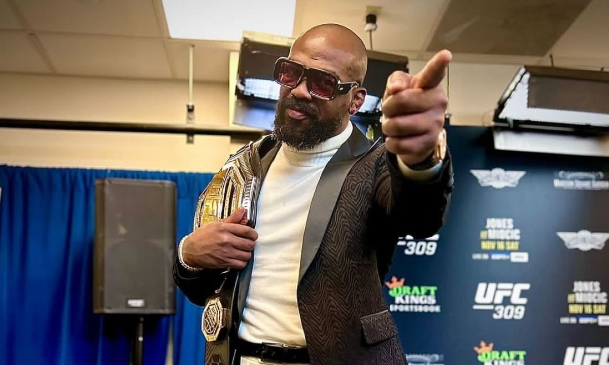 Джон Джонс завершил карьеру - американский боец покинул UFC Джон Джонс завершил карьеру - американский боец покинул UFC