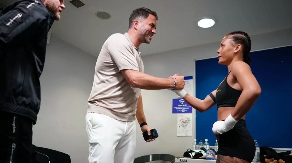 Ті Май Ейтон - Сара Орзагі - результат бою, відео нокауту дивіться онлайн Ті Май Ейтон - Сара Орзагі - результат бою, відео нокауту дивіться онлайн