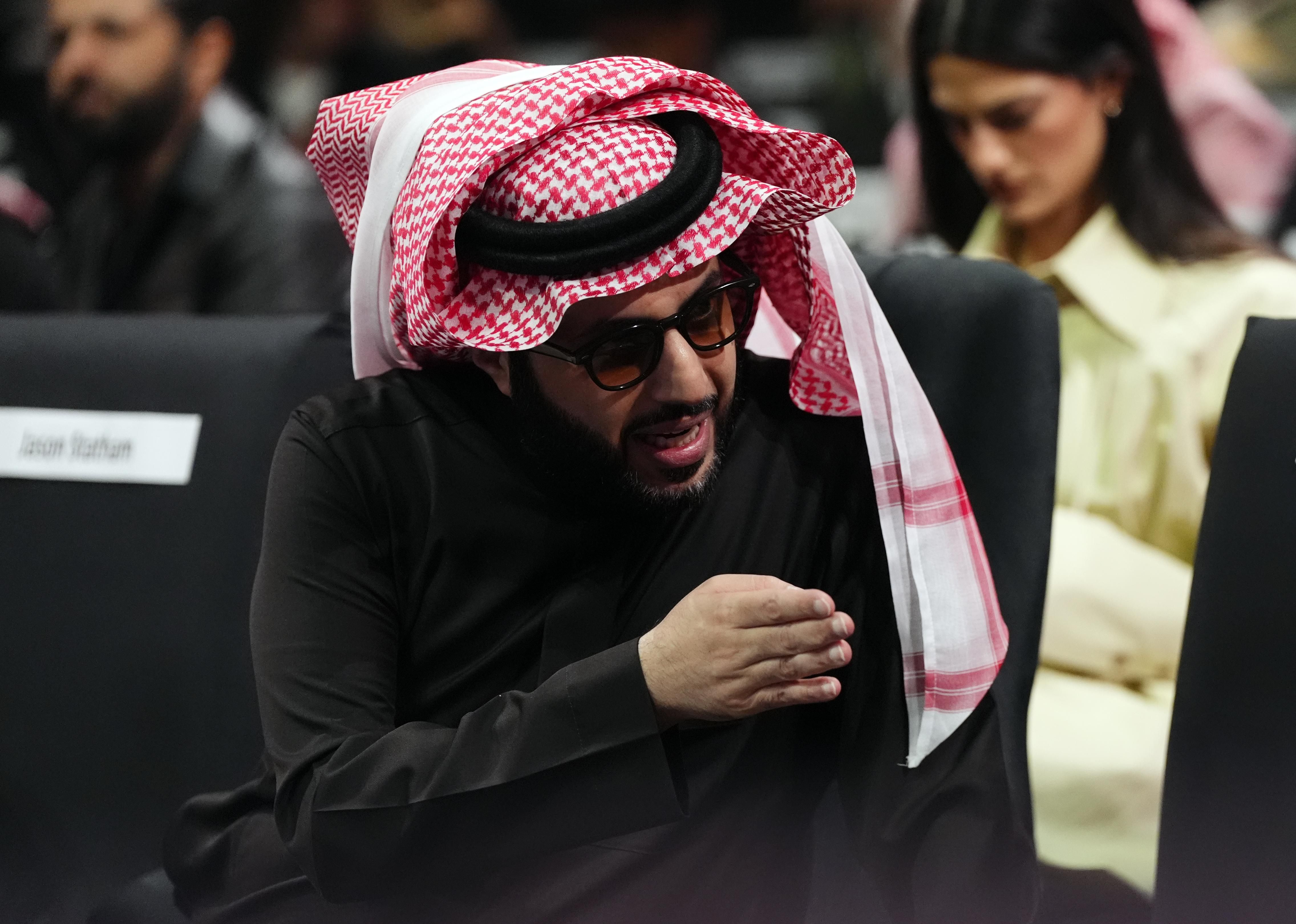 Турки Аль аш-Шейх объяснил, за что боксеры будут получать денежный бонус