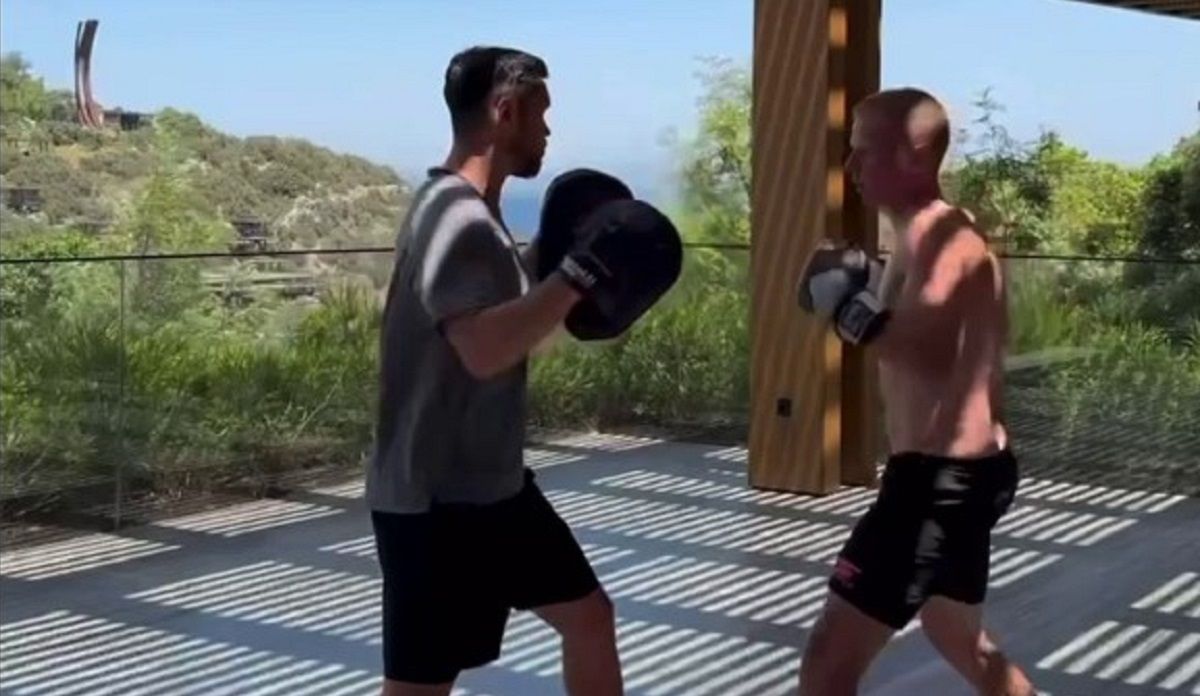 Олександр Зінченко показав своє тренування із боксу Олександр Зінченко показав своє тренування із боксу