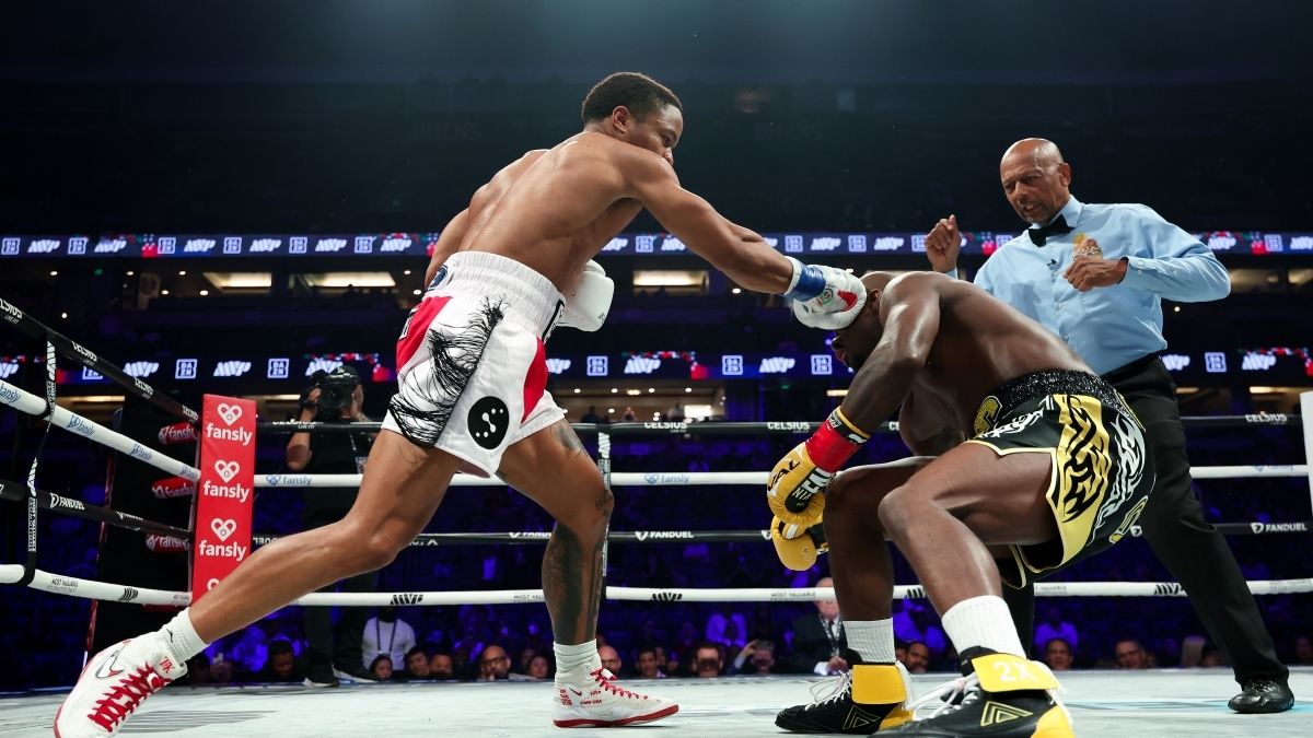 Скофілд - Фармер - результат бою, хто переміг, відео нокауту дивіться онлайн Скофілд - Фармер - результат бою, хто переміг, відео нокауту дивіться онлайн