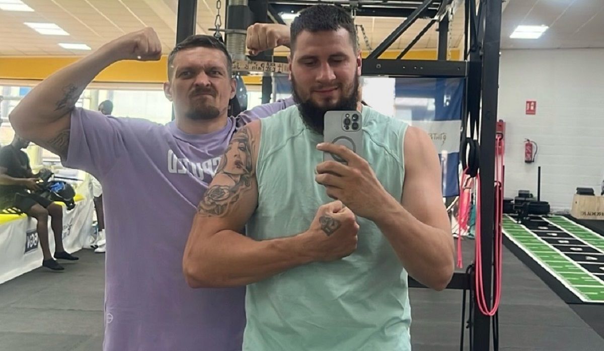 Александр Усик спаррингует с Санелем Хасановичем перед реваншем с Дюбуа