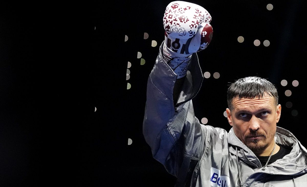 Усик Дюбуа - как боксеры вышли в ринг на Уэмбли 19 июля Усик Дюбуа - как боксеры вышли в ринг на Уэмбли 19 июля