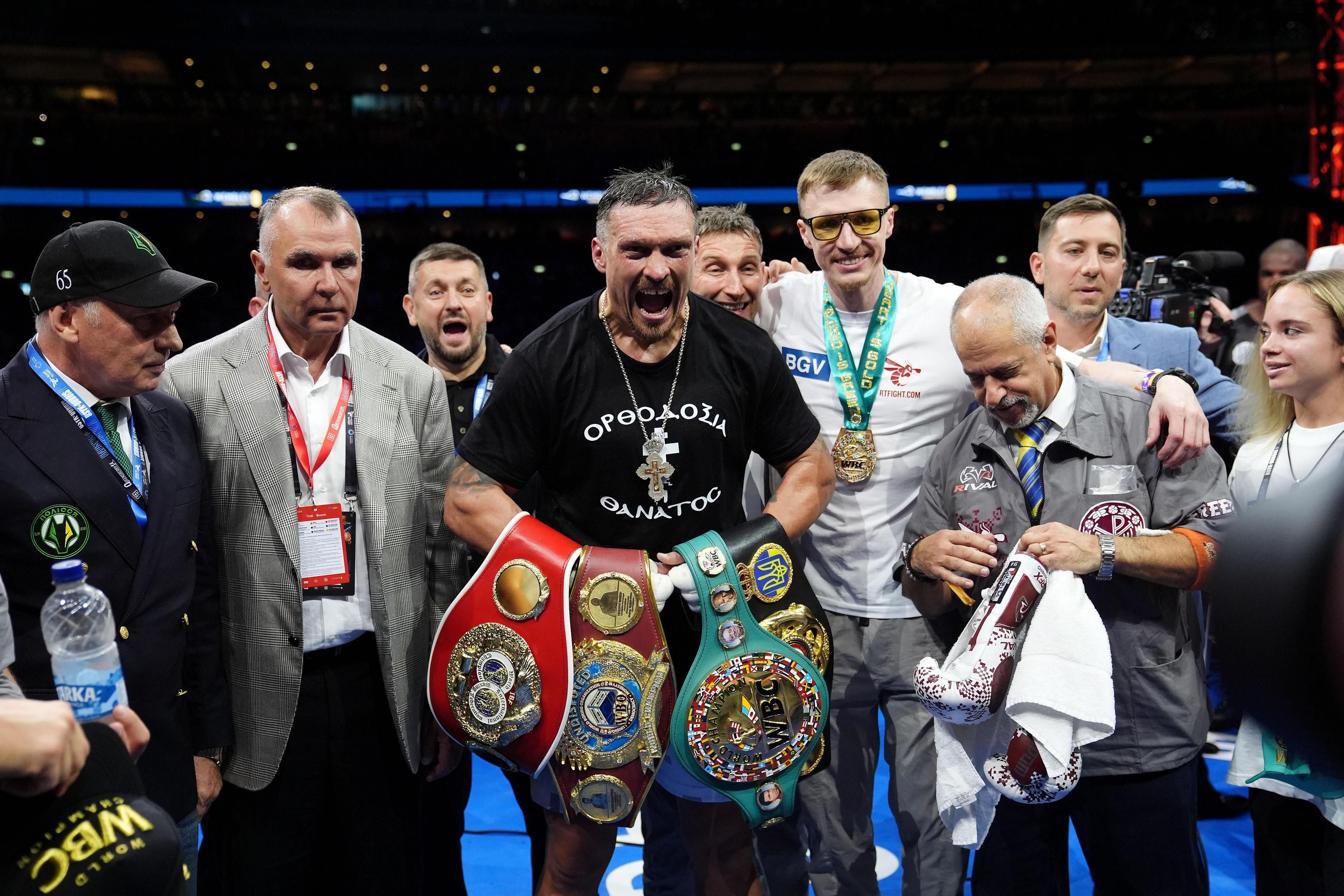 Спенсер Оливер рассказал, потеряет ли Усик пояс WBO и откажется ли от боя с Паркером