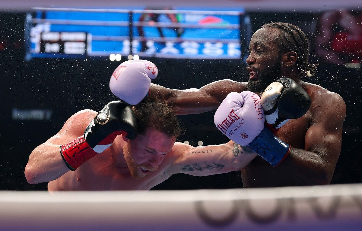 Альварес Кроуфорд - какие подсчеты боя выдал ИИ The Ring Альварес Кроуфорд - какие подсчеты боя выдал ИИ The Ring