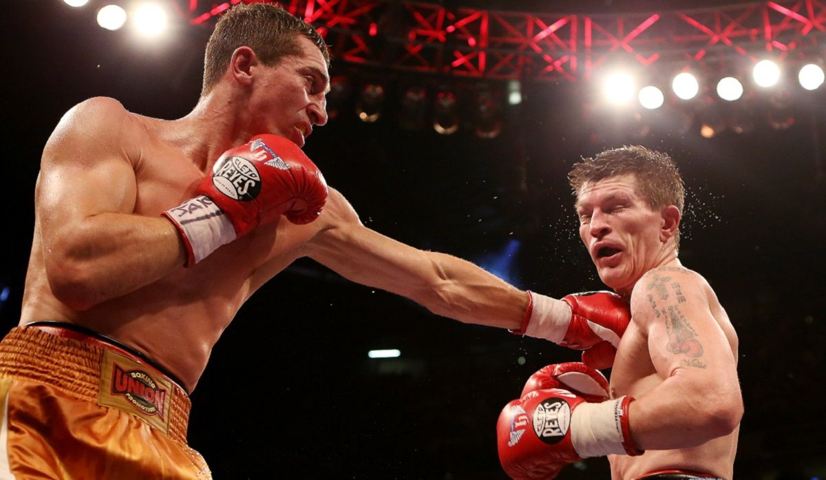 Ріккі Хаттон програв В'ячеславу Сенченку 24 листопада 2012 Ріккі Хаттон програв В'ячеславу Сенченку 24 листопада 2012