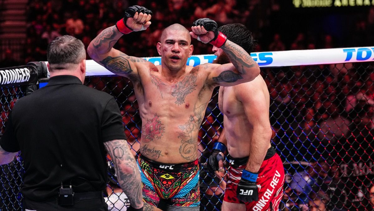 Перейра Анкалаев - результат боя, как завершился поединок UFC 320, видео нокаута Перейра Анкалаев - результат боя, как завершился поединок UFC 320, видео нокаута