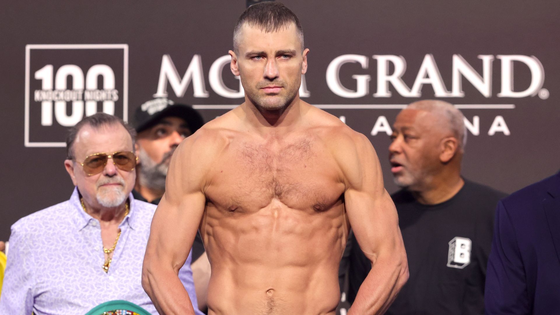 Олександр Гвоздик - боксер зробив заяву про завершення кар'єри