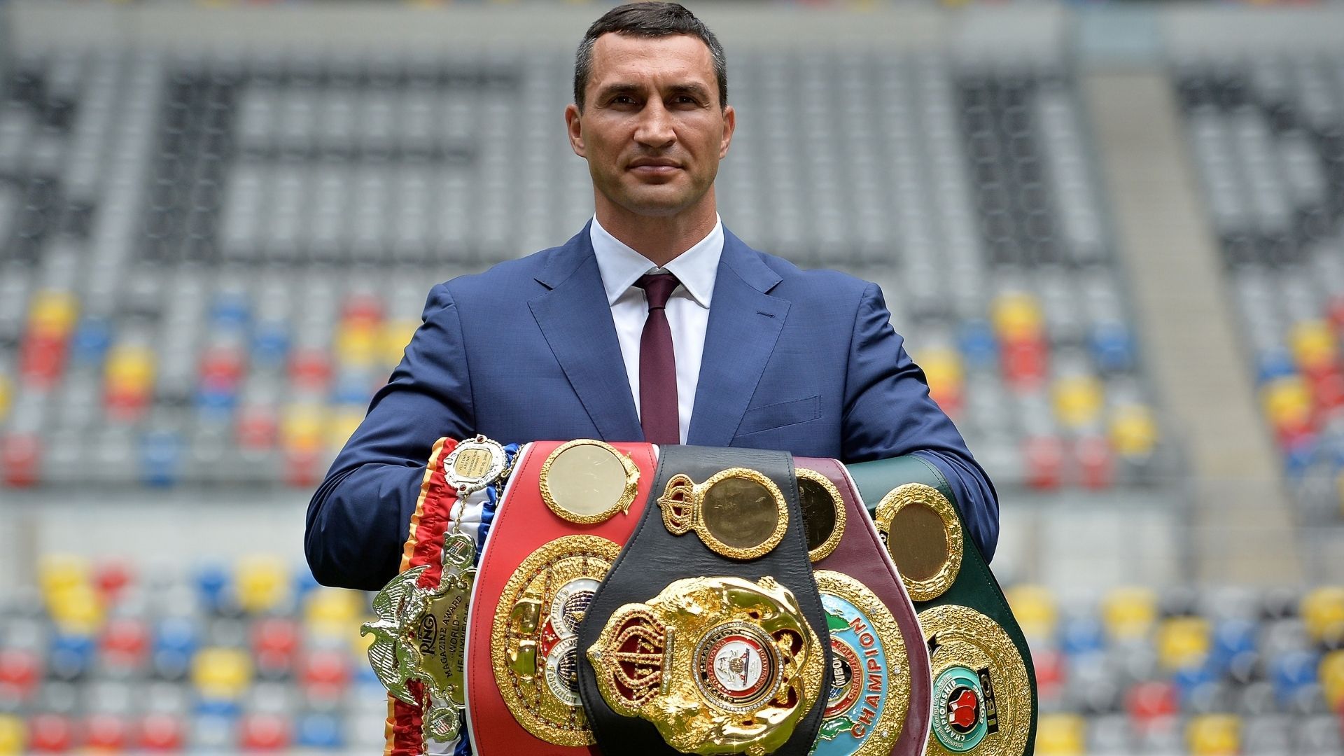 Кличко, повернення у 50 років - Віктор Постол дав прогноз щодо Кличка