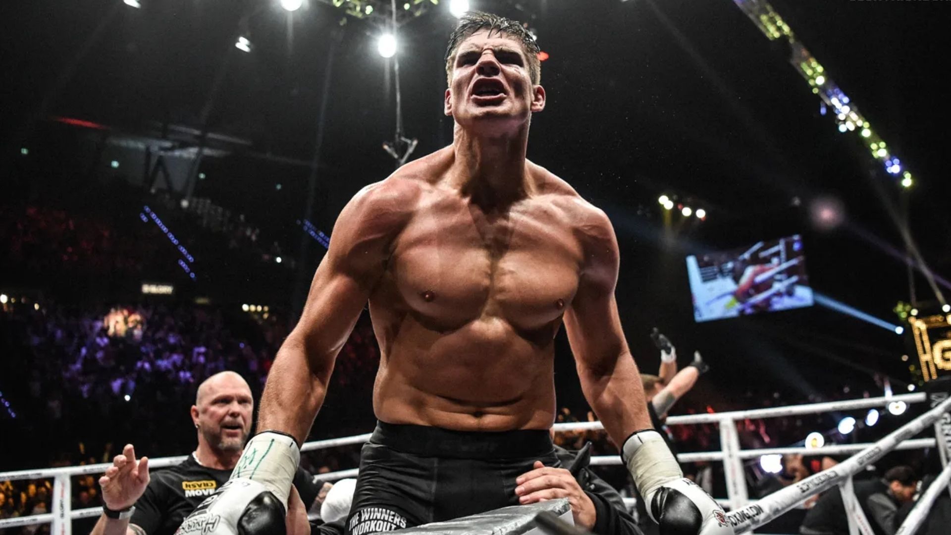 Верховен - Усик - кикбоксер может побить рекорд Ломаченко