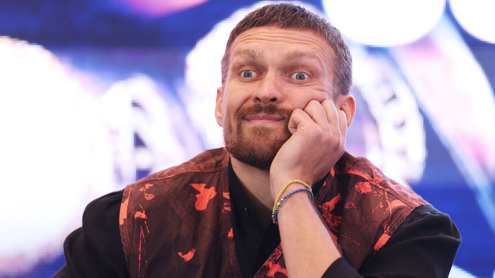 Агит Кабаел отказался от боя против Мозеса Итаумы из-за Усика