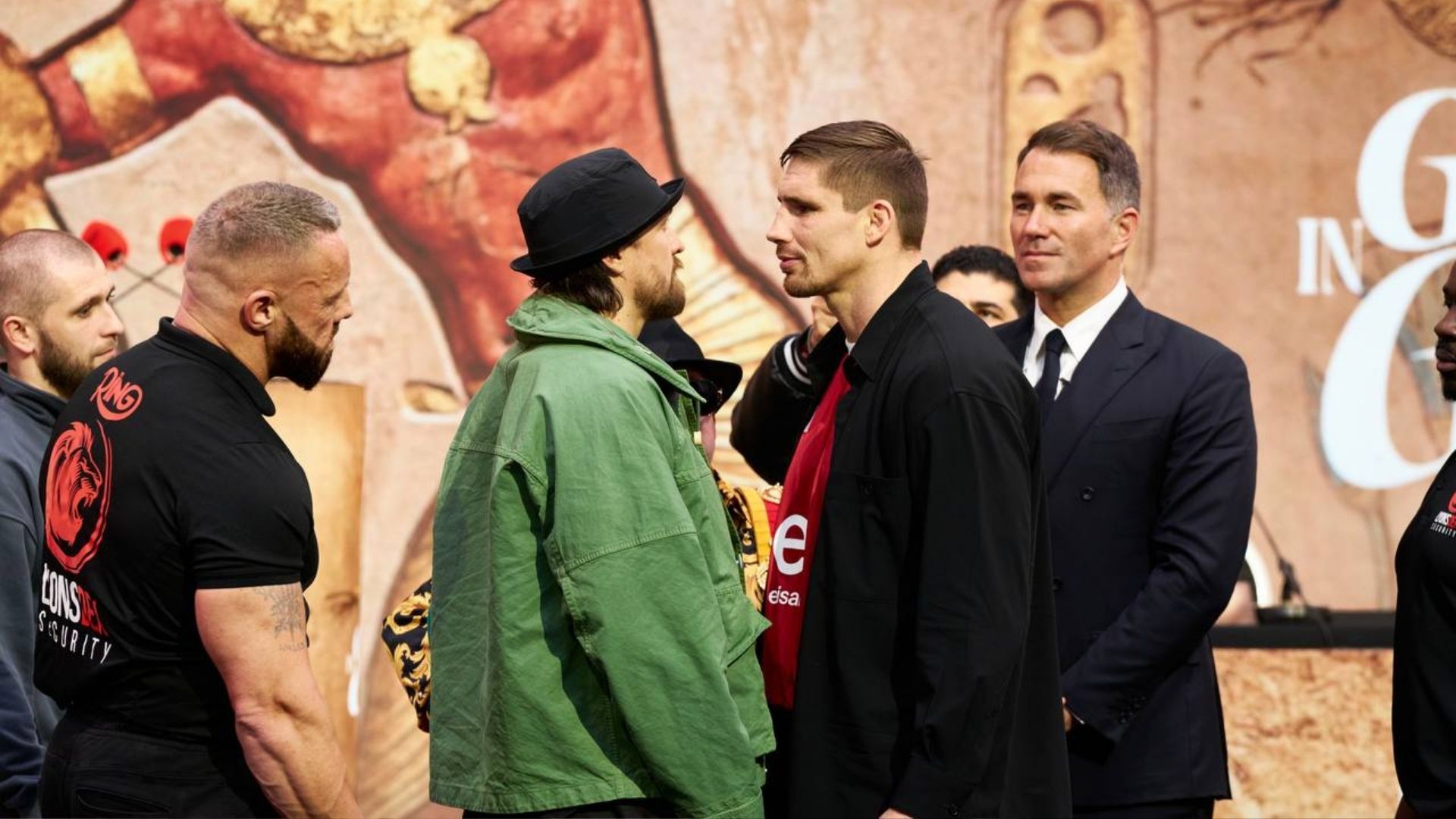 Усик Верховен - кікбоксер повідомив деталі про бій за титул WBC