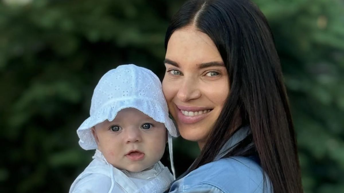Де та як живе родина Усиків - чому довелось розділитись на 2 країни Де та як живе родина Усиків - чому довелось розділитись на 2 країни